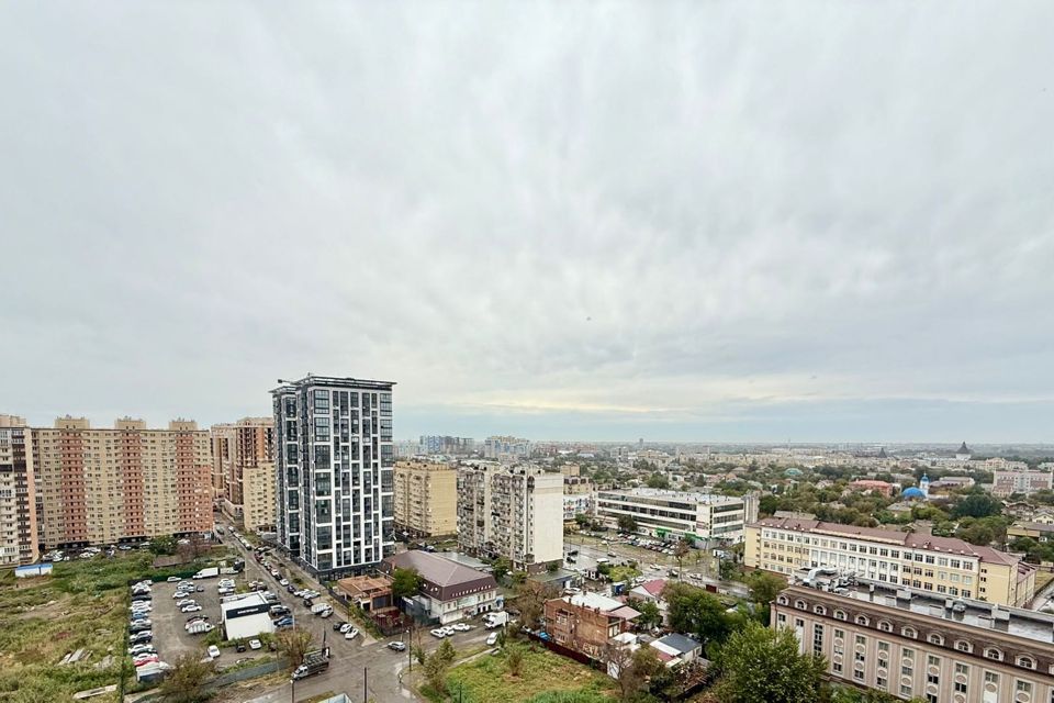 Продаётся 2-комнатная квартира, 57.3 м²