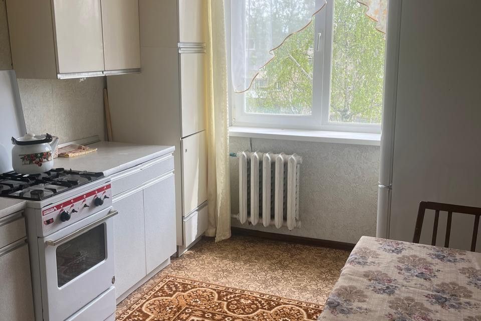 Сдаётся 2-комнатная квартира, 52 м²