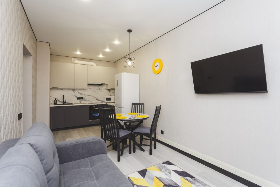 Продаётся 1-комнатная квартира, 42.55 м²