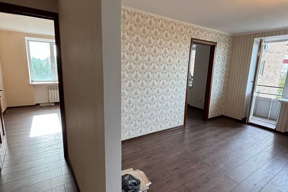 Продаётся 3-комнатная квартира, 61 м²