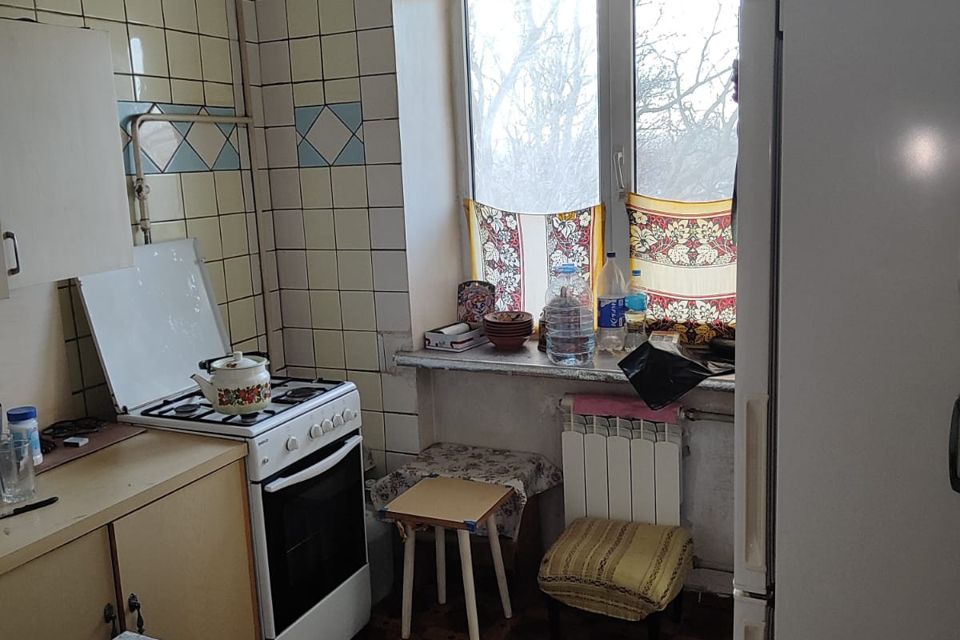 Продаётся 3-комнатная квартира, 57.9 м²