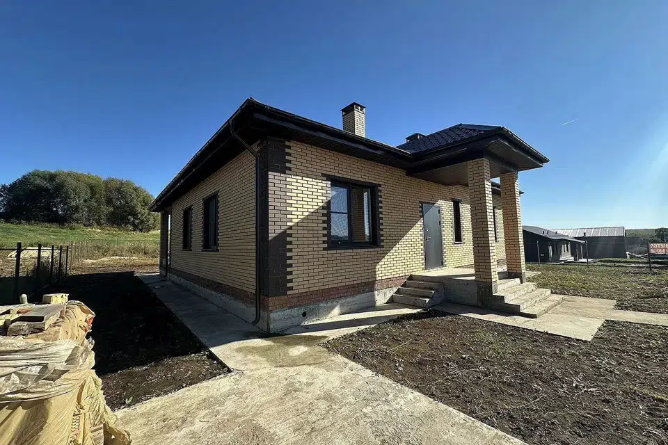 Продаётся 1-этажный дом, 100 м²