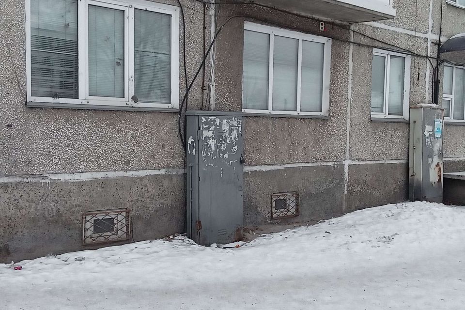 Продаётся 3-комнатная квартира, 61.4 м²