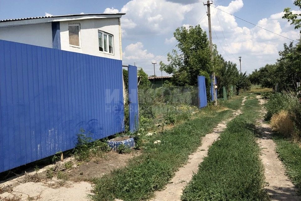 Продаётся 2-этажный дом, 100 м²