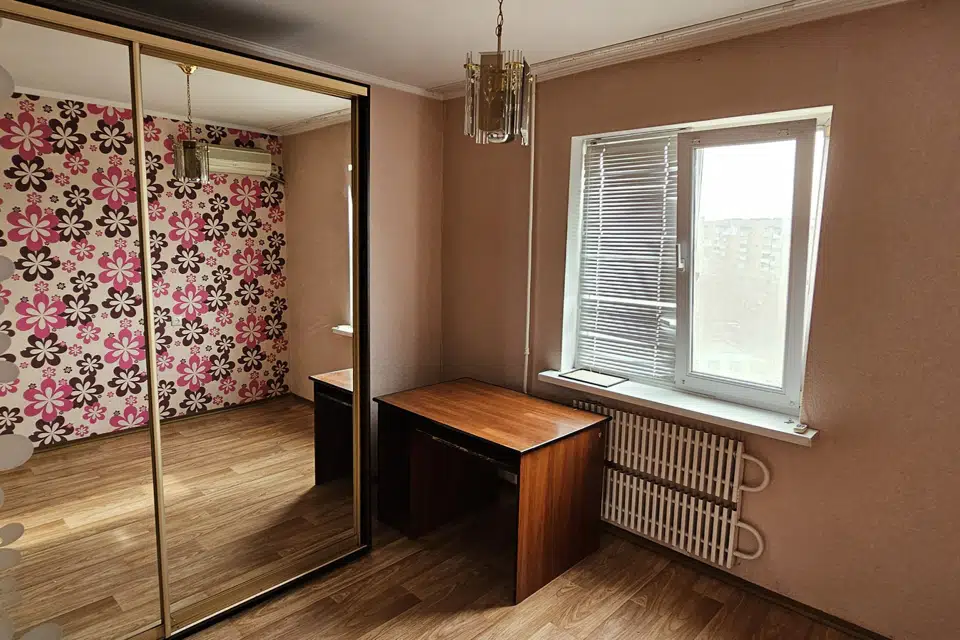 Продаётся 4-комнатная квартира, 85 м²