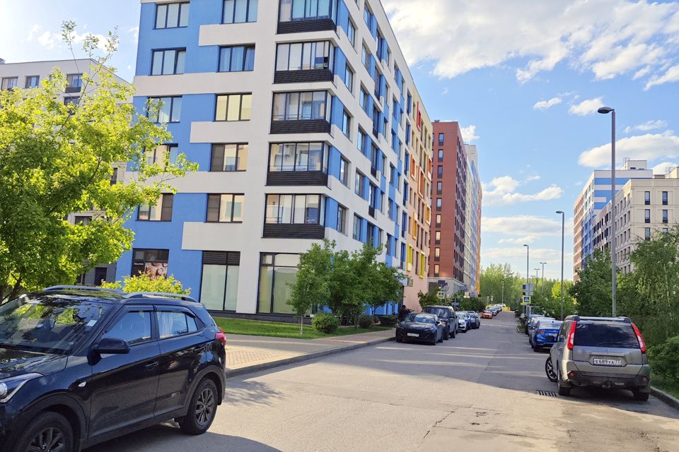 Продаётся 4-комнатная квартира, 113.6 м²