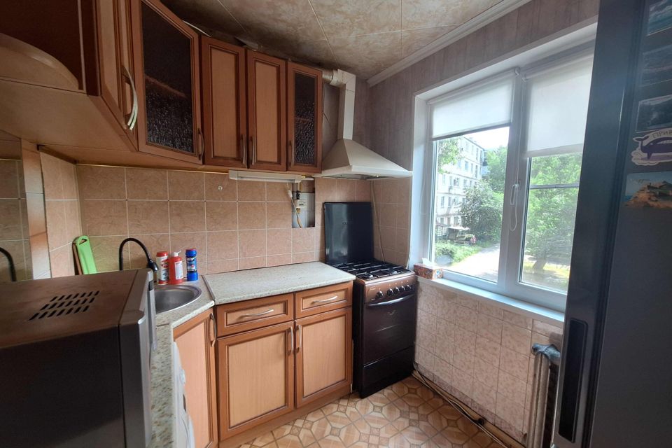 Продаётся 3-комнатная квартира, 57.7 м²