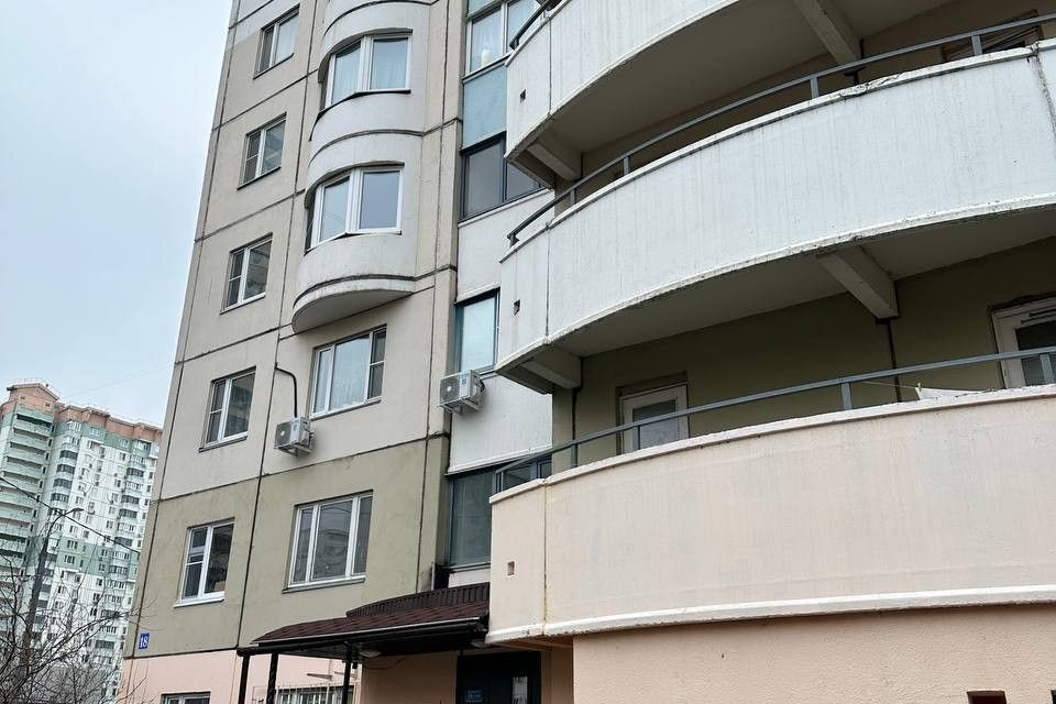 Продаётся комната в 1-комн. квартире, 22.7 м²