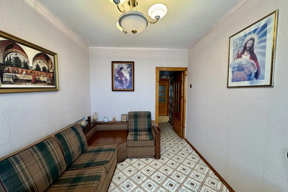 Продаётся 3-комнатная квартира, 72 м²