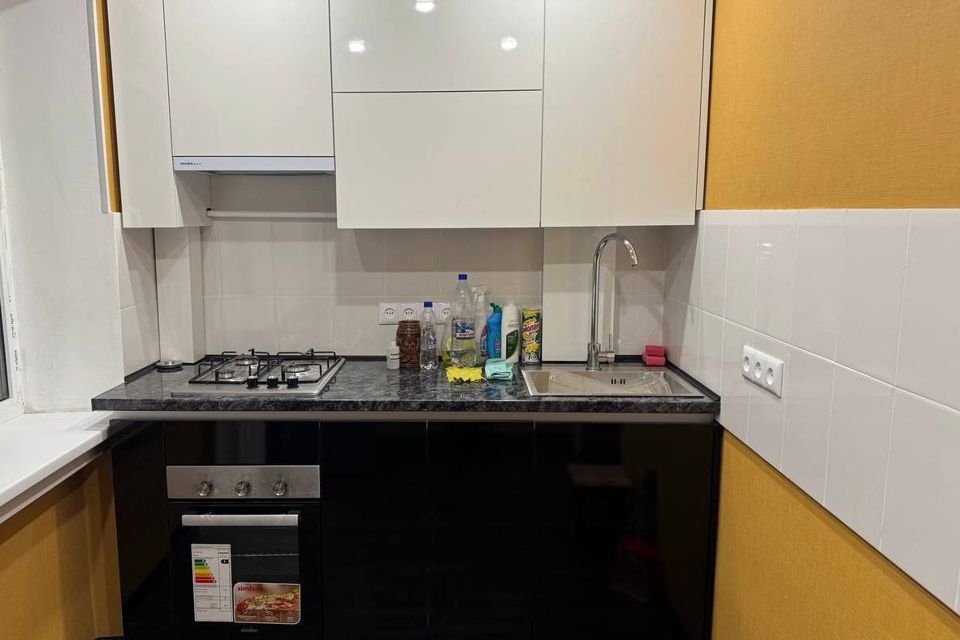 Продаётся 2-комнатная квартира, 42 м²