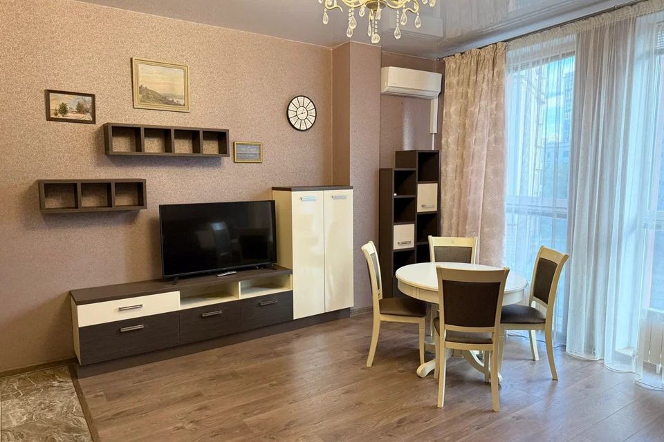Продаётся 1-комнатная квартира, 47 м²