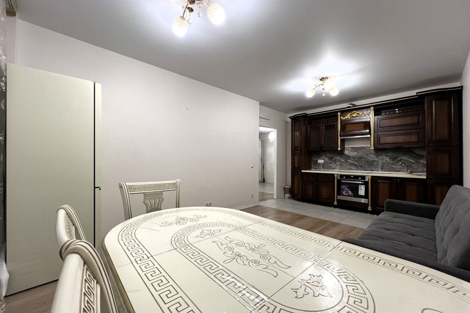 Продаётся 3-комнатная квартира, 90.4 м²