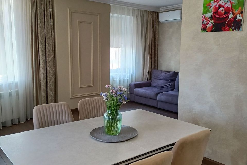 Продаётся 3-комнатная квартира, 98.9 м²