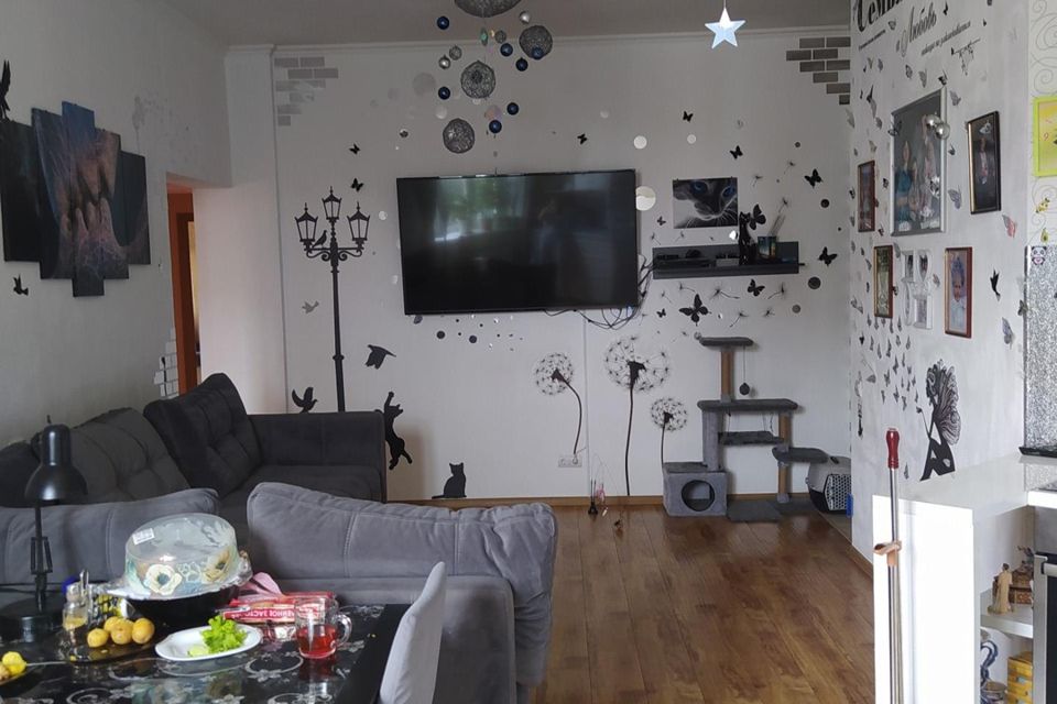 Продаётся 3-комнатная квартира, 93.1 м²