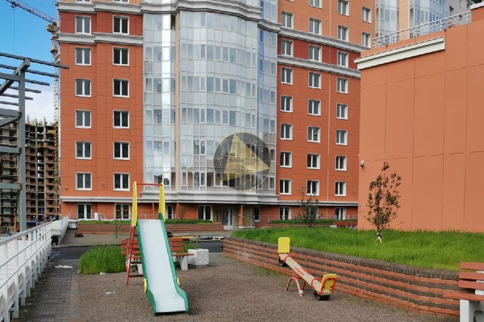 Продаётся 3-комнатная квартира, 104.61 м²
