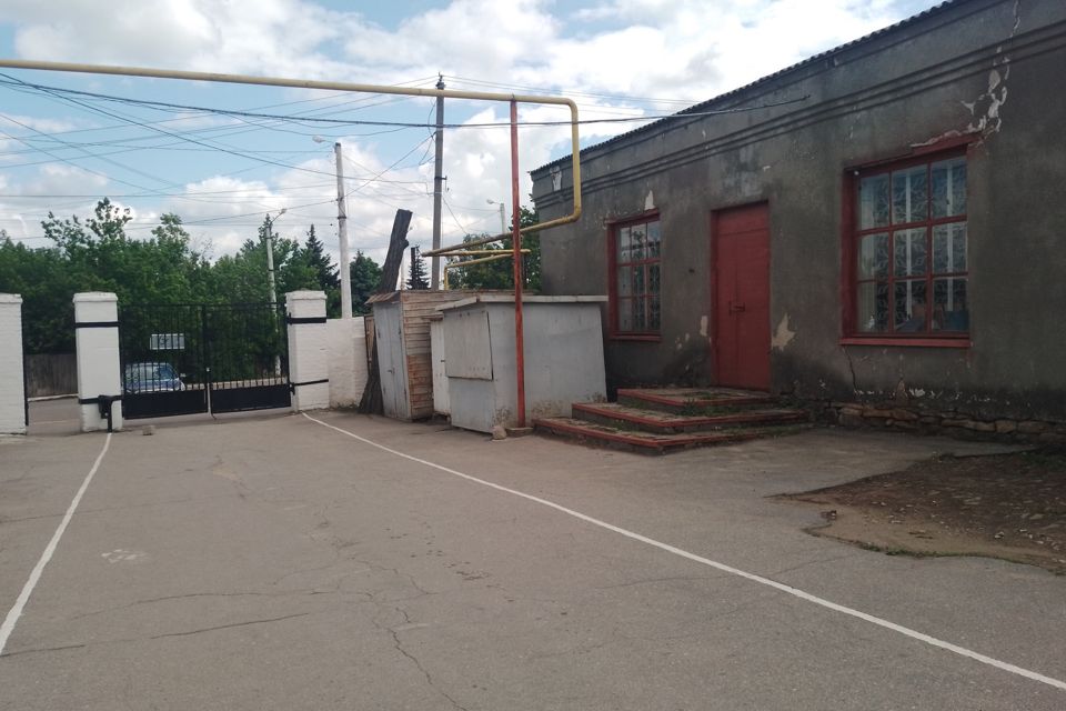 Продаётся торговое помещение, 387 м²