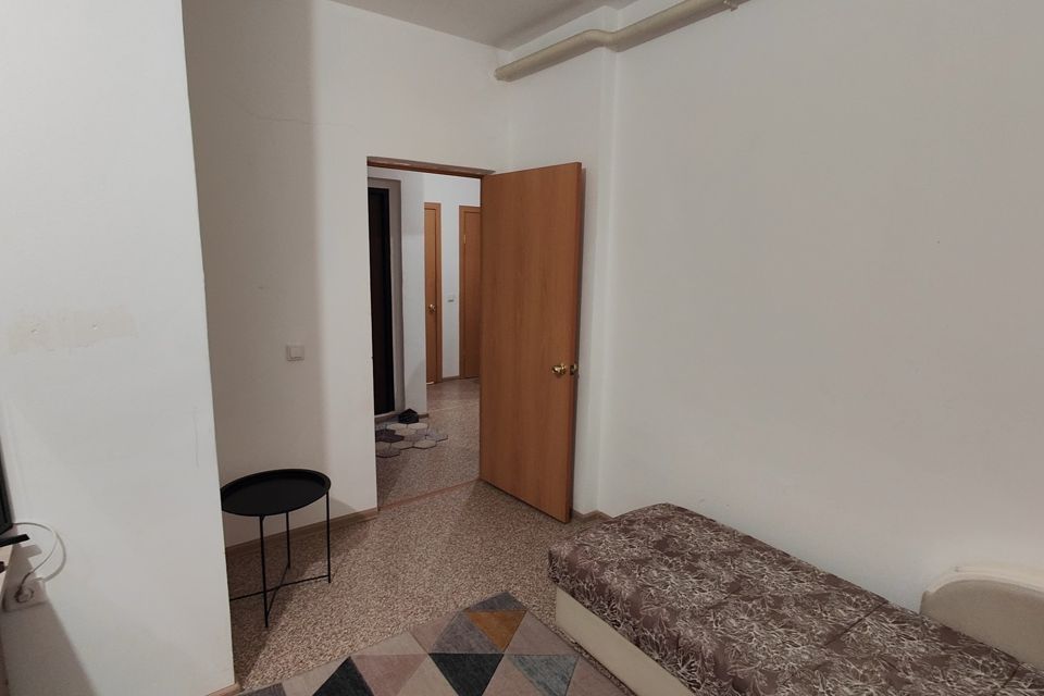 Продаётся 3-комнатная квартира, 50.6 м²