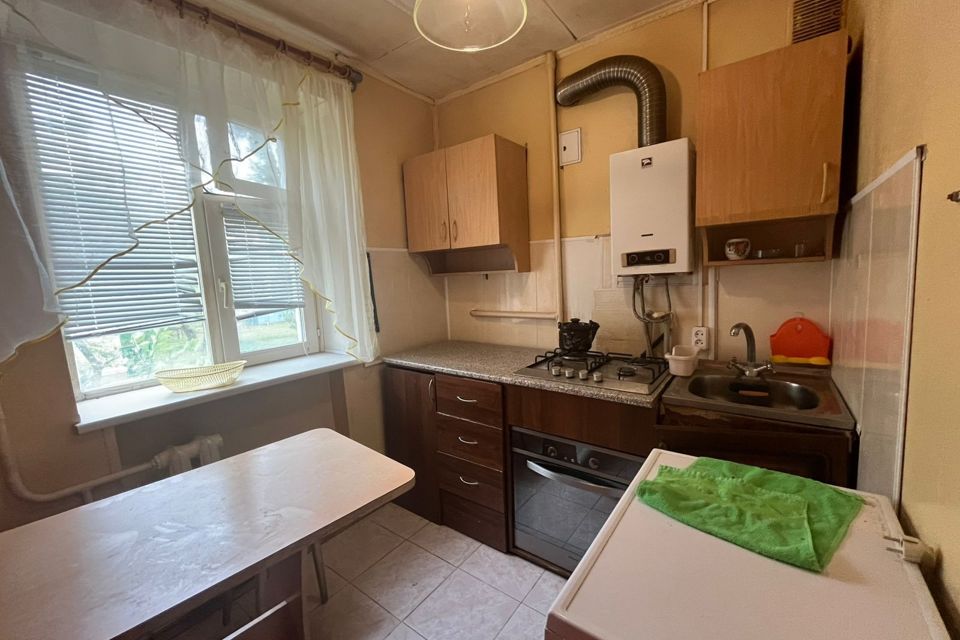 Продаётся 3-комнатная квартира, 54.7 м²
