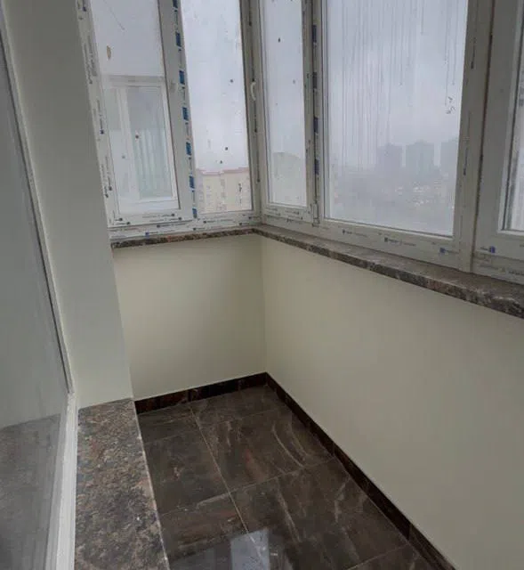 Продаётся 4-комнатная квартира, 145 м²
