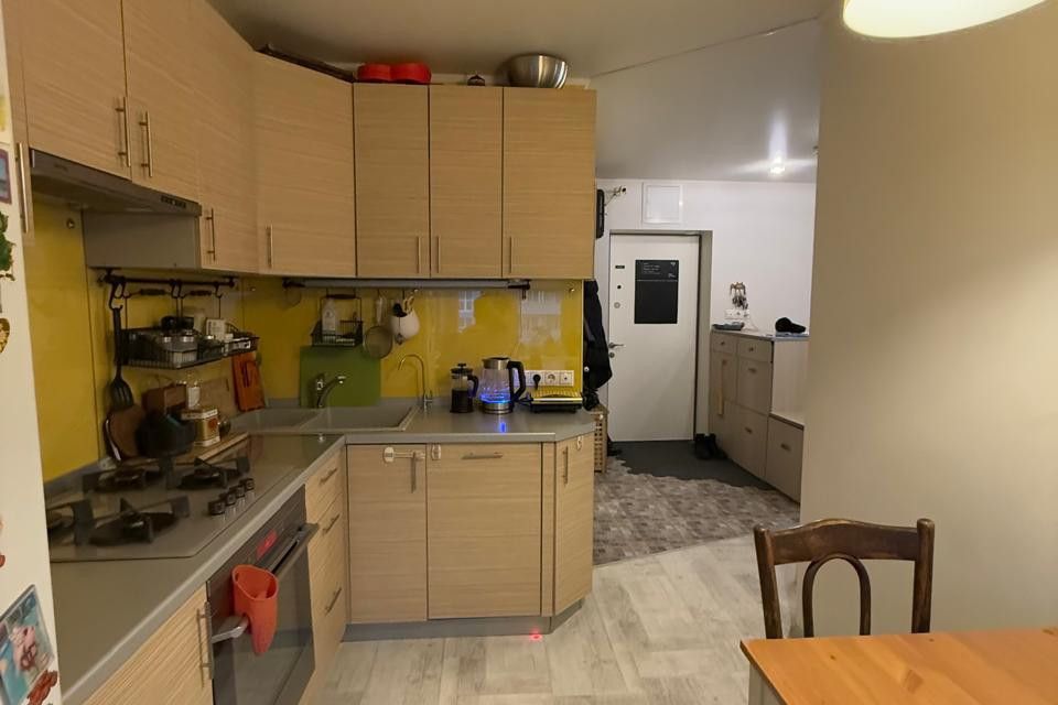 Продаётся 2-комнатная квартира, 47.6 м²