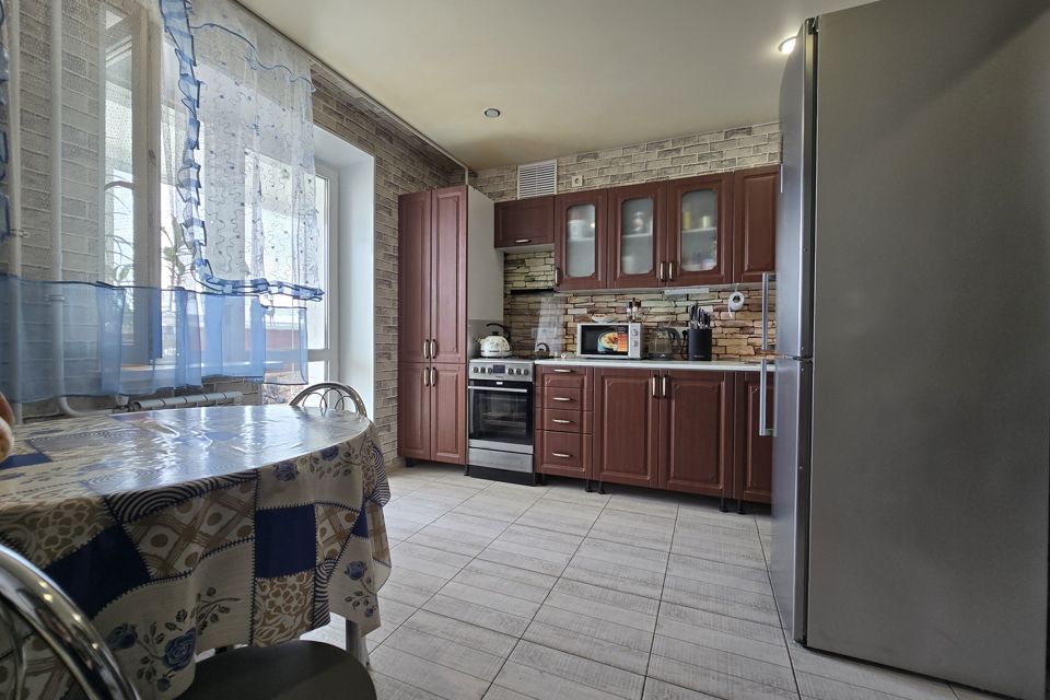 Продаётся 2-комнатная квартира, 43.8 м²