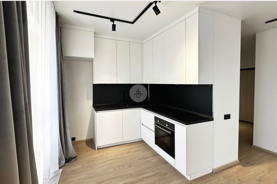 Продаётся 2-комнатная квартира, 65 м²