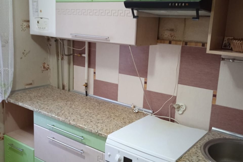 Сдаётся 2-комнатная квартира, 56 м²