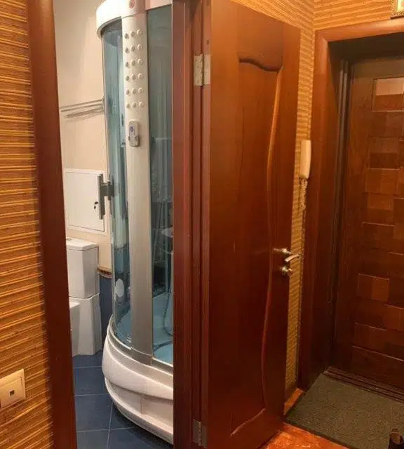 Продаётся 3-комнатная квартира, 162.1 м²