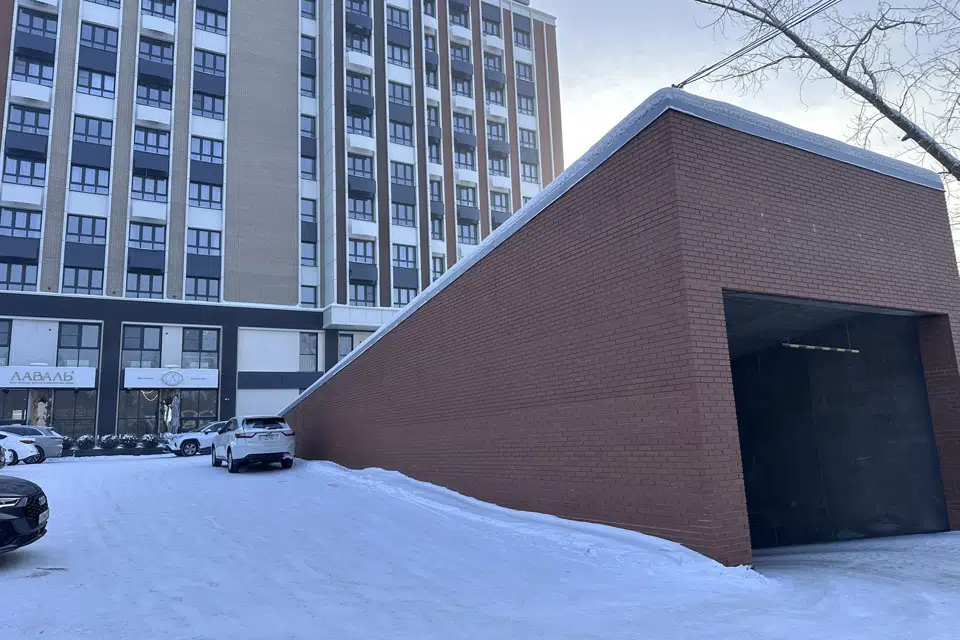 Продаётся 4-комнатная квартира, 117.9 м²