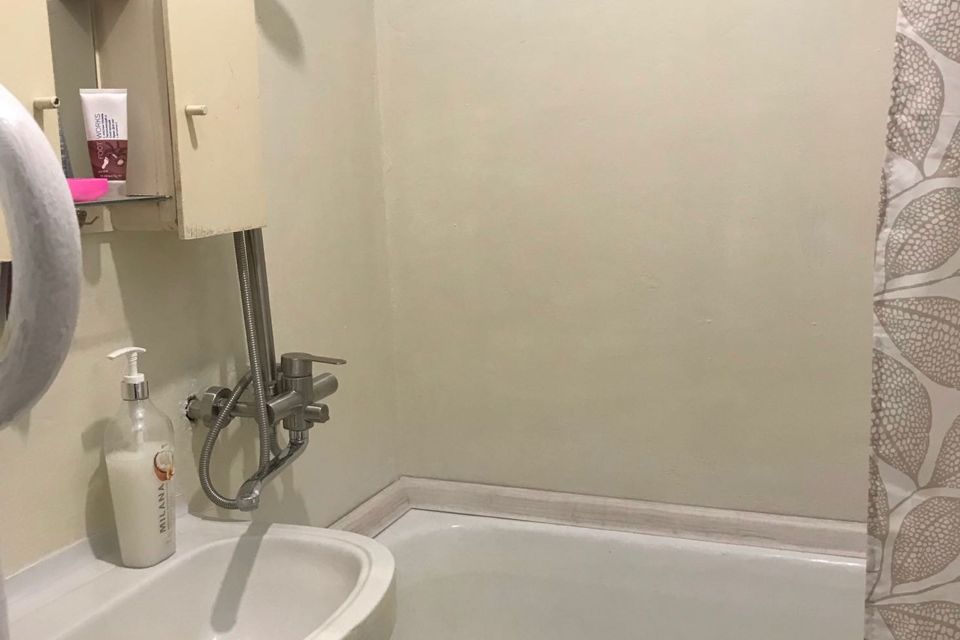 Продаётся 3-комнатная квартира, 64 м²