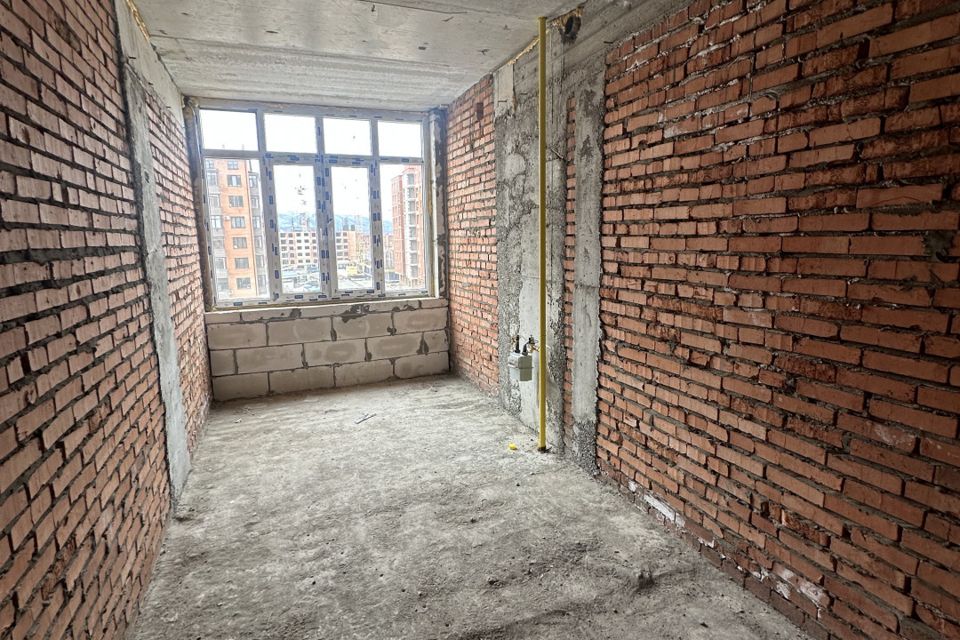 Продаётся 2-комнатная квартира, 77 м²