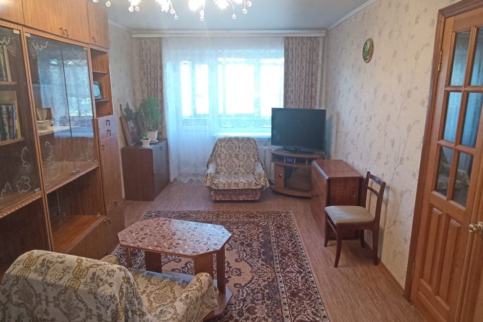 Продаётся 2-комнатная квартира, 41.8 м²