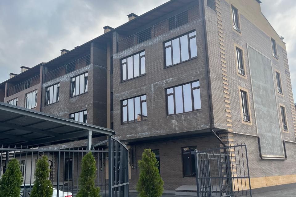 Продаётся 5-комнатная квартира, 120 м²