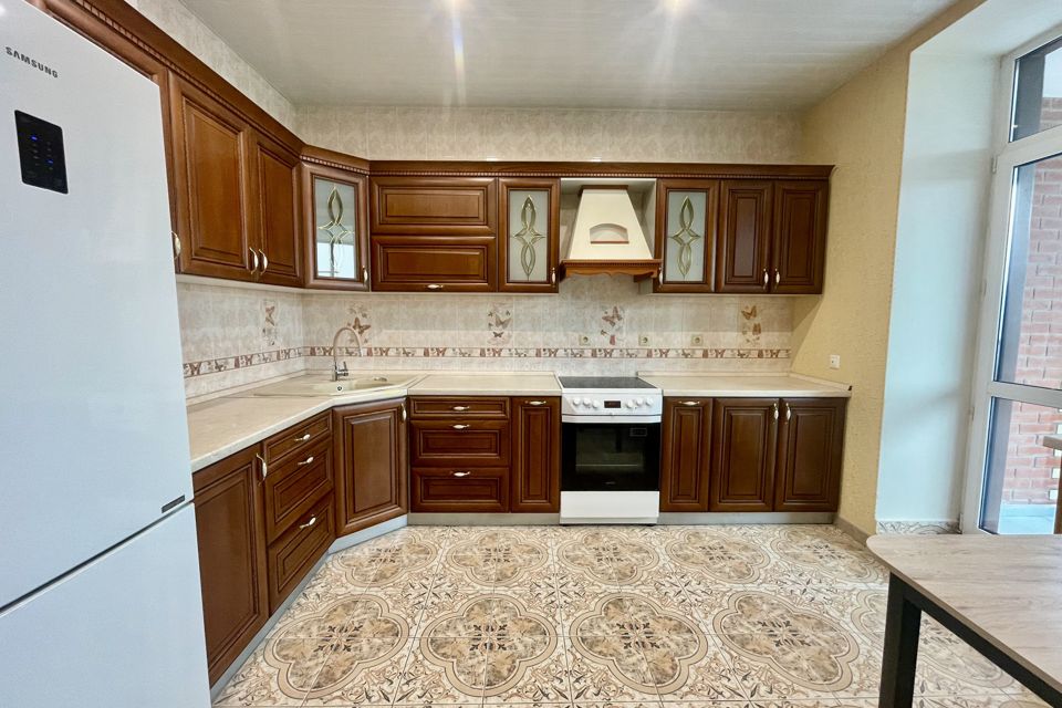 Продаётся 2-комнатная квартира, 77.5 м²
