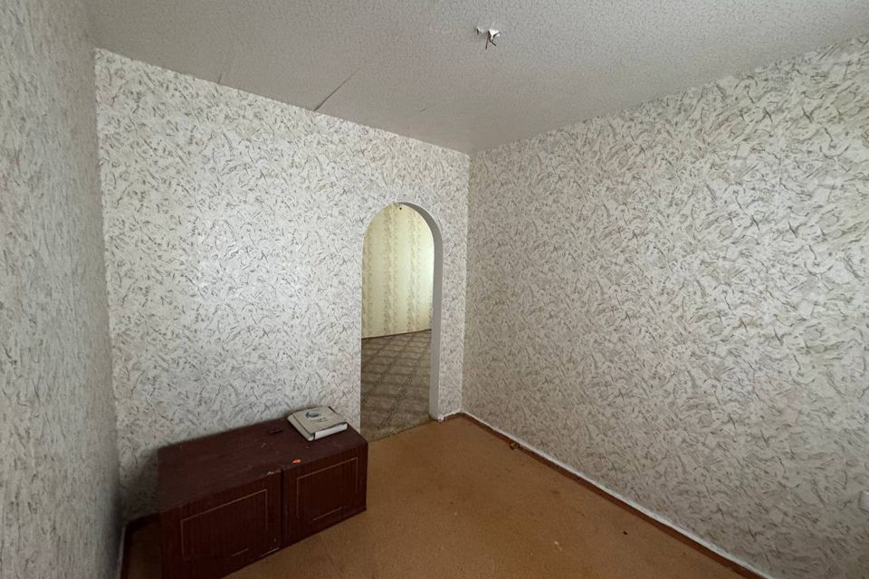 Продаётся 3-комнатная квартира, 47.6 м²