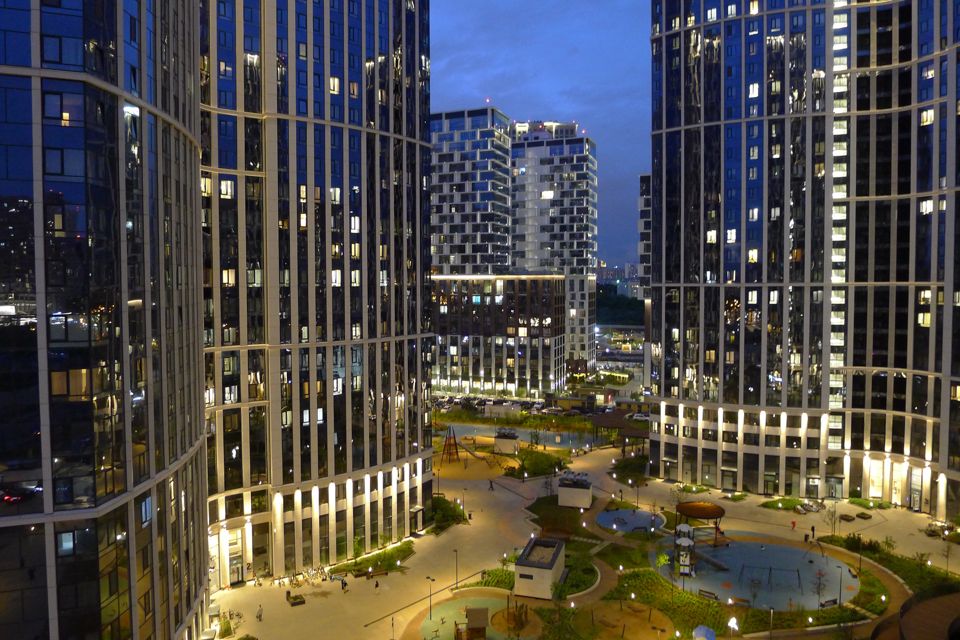 Продаётся 3-комнатная квартира, 105.3 м²