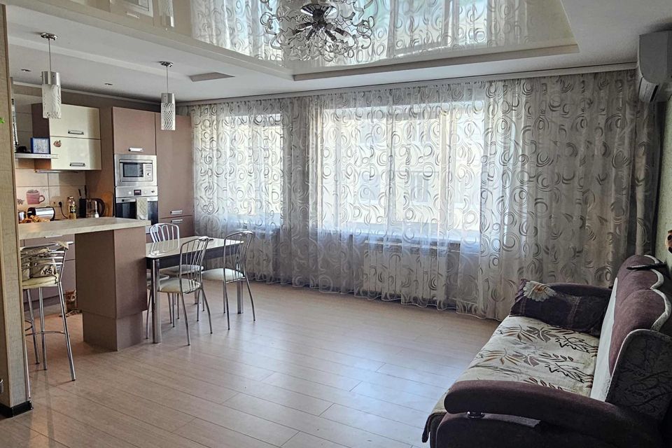 Продаётся 3-комнатная квартира, 67.2 м²