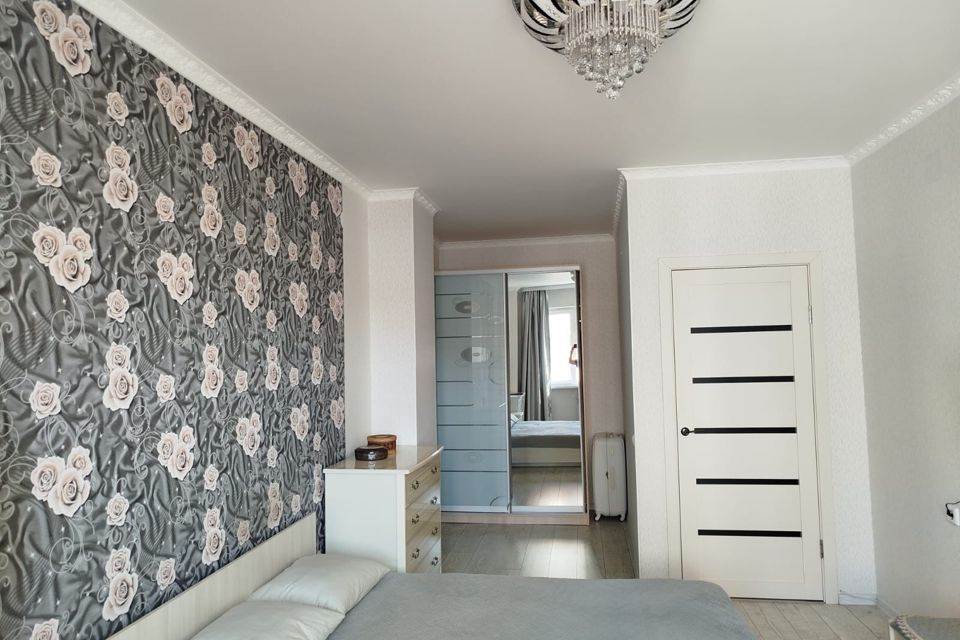 Продаётся 1-комнатная квартира, 42 м²