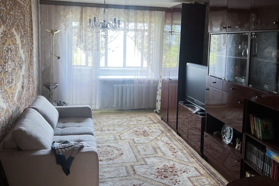 Продаётся 3-комнатная квартира, 57.6 м²