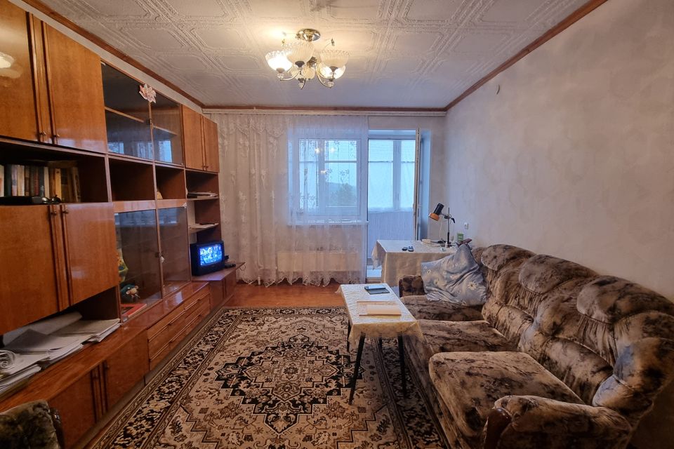 Продаётся 4-комнатная квартира, 76.2 м²