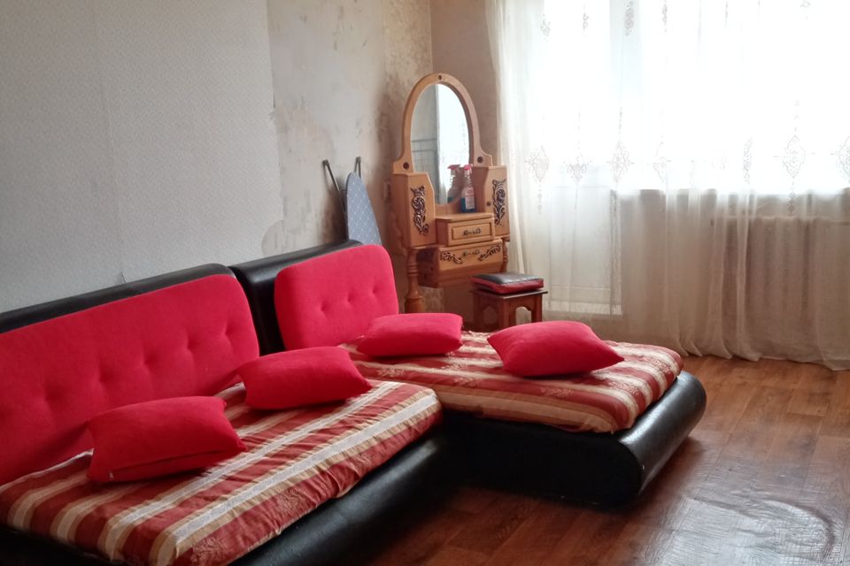 Продаётся 3-комнатная квартира, 58 м²