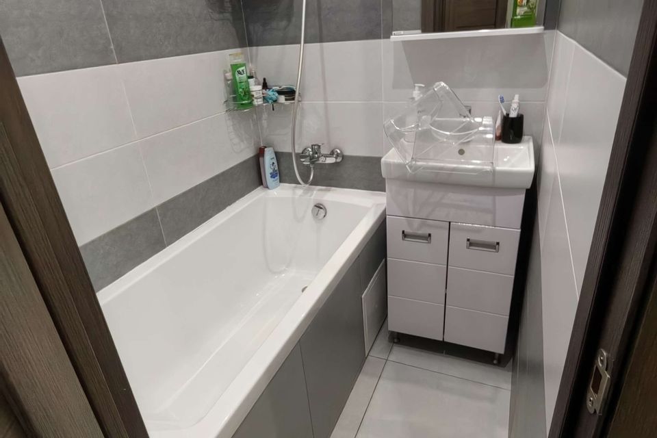 Продаётся 3-комнатная квартира, 54.3 м²