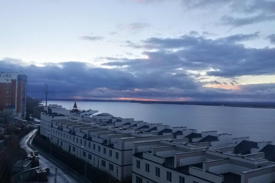 Сдаётся 1-комнатная квартира, 42 м²