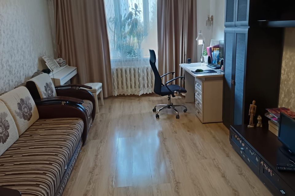 Продаётся 1-комнатная квартира, 51.3 м²