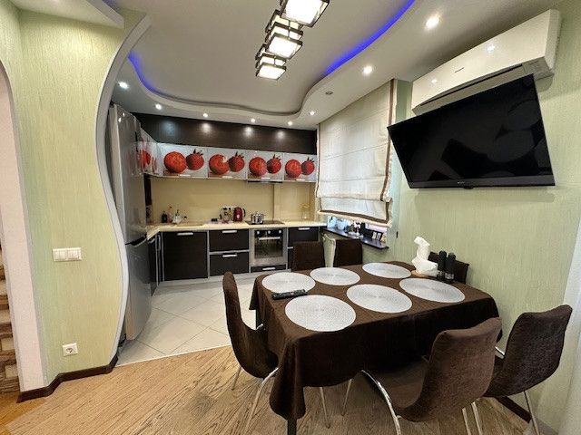 Продаётся 3-комнатная квартира, 64.5 м²