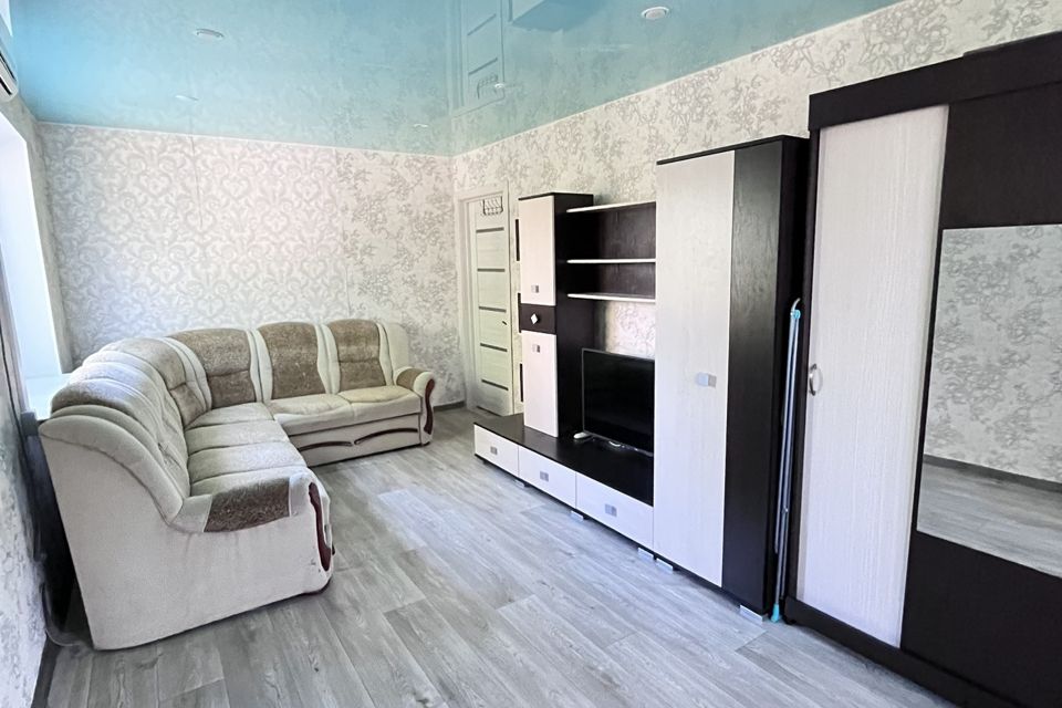 Продаётся 2-комнатная квартира, 42.6 м²