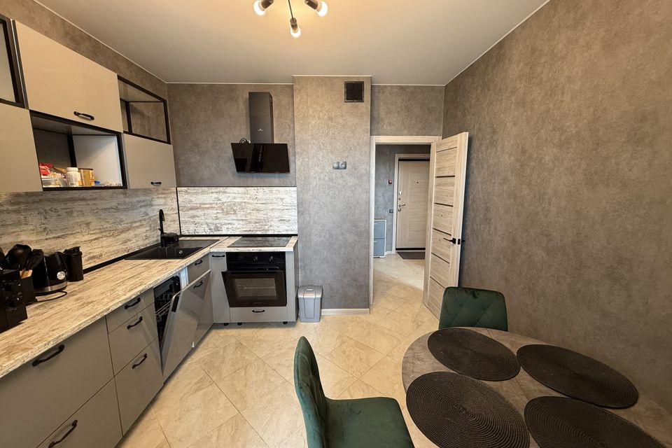 Продаётся 1-комнатная квартира, 41.2 м²