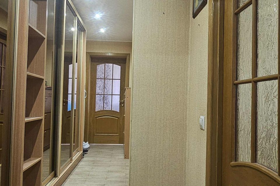 Продаётся 2-комнатная квартира, 58.4 м²