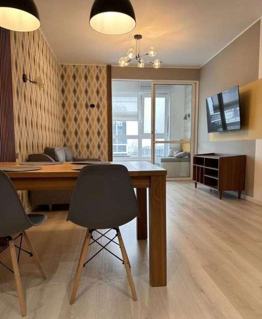 Сдаётся 2-комнатная квартира, 70 м²