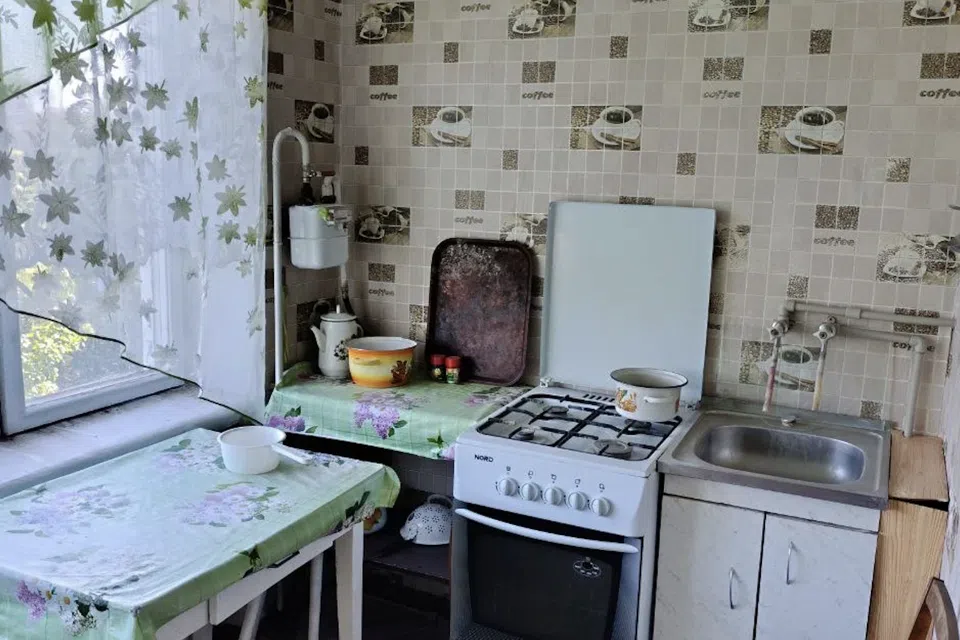 Продаётся 3-комнатная квартира, 58 м²